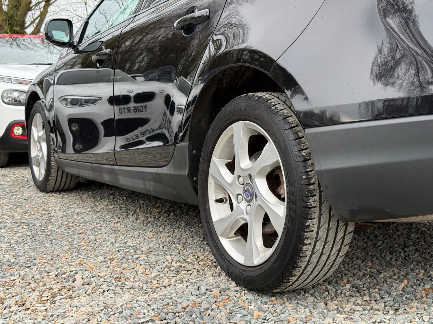 Used Volvo V40 Cross Country for sale - 77957045: Photo 21