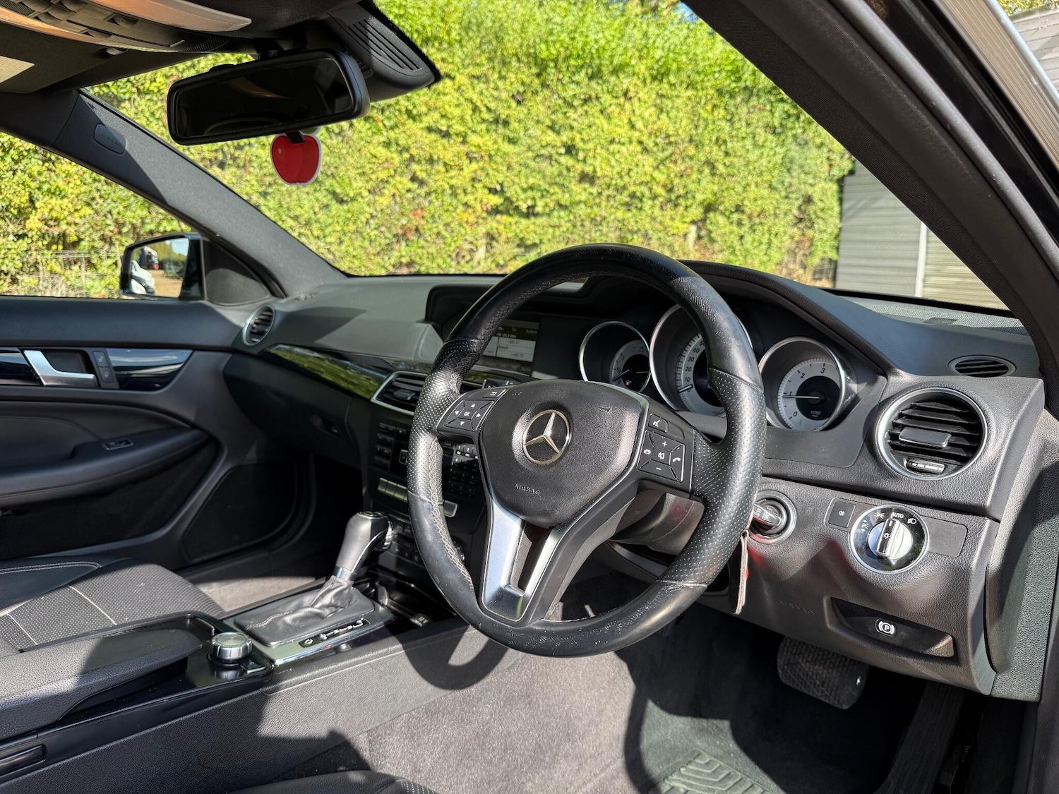 Used Mercedes-Benz C Class 2013 for sale - 76991174: Photo 13