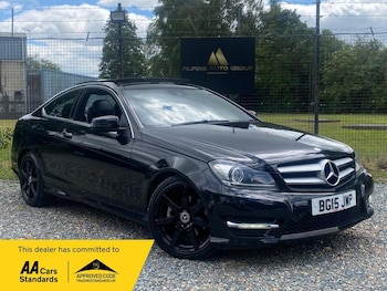 Used Mercedes-Benz C Class 2015 for sale - 79304090: Photo