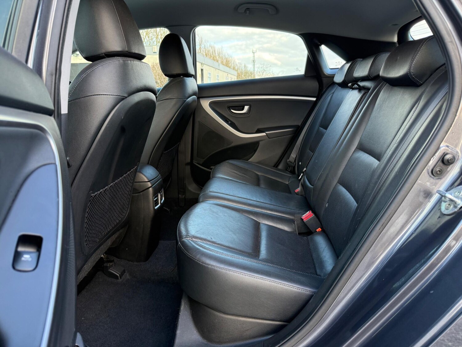 Used Hyundai i30 2015 for sale - 77839734: Photo 18