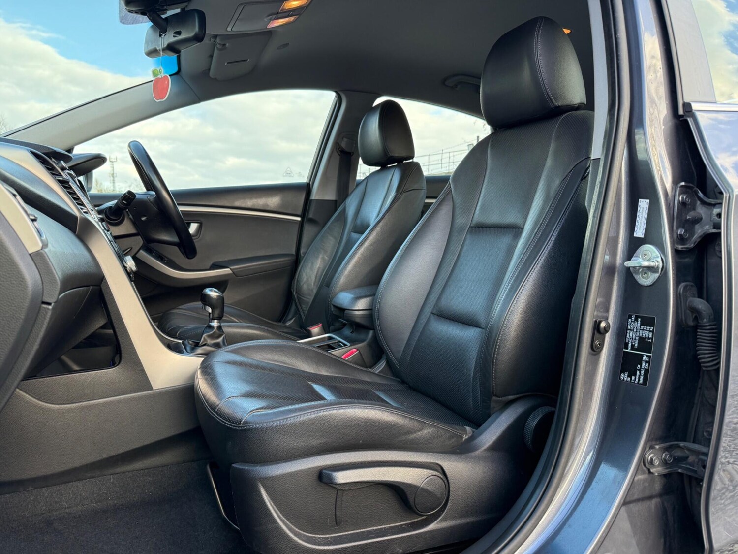 Used Hyundai i30 2015 for sale - 77839734: Photo 24