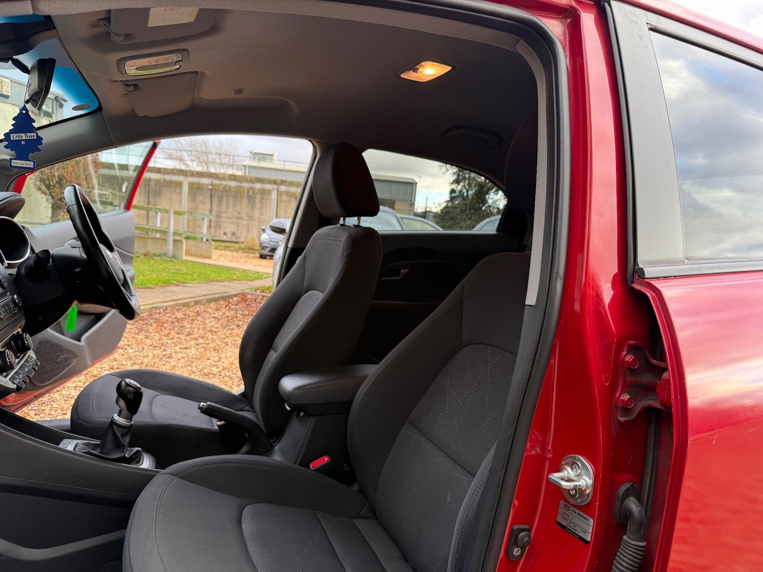 Used Kia Rio 2013 for sale - 76527615: Photo 15