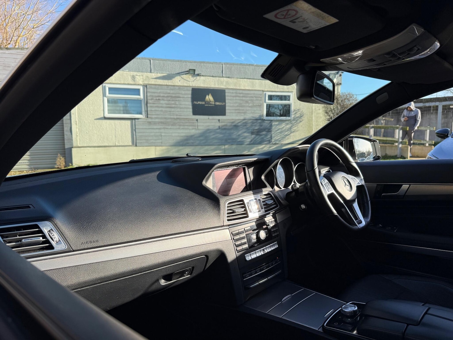 Used Mercedes-Benz E Class for sale - 77425381: Photo 17