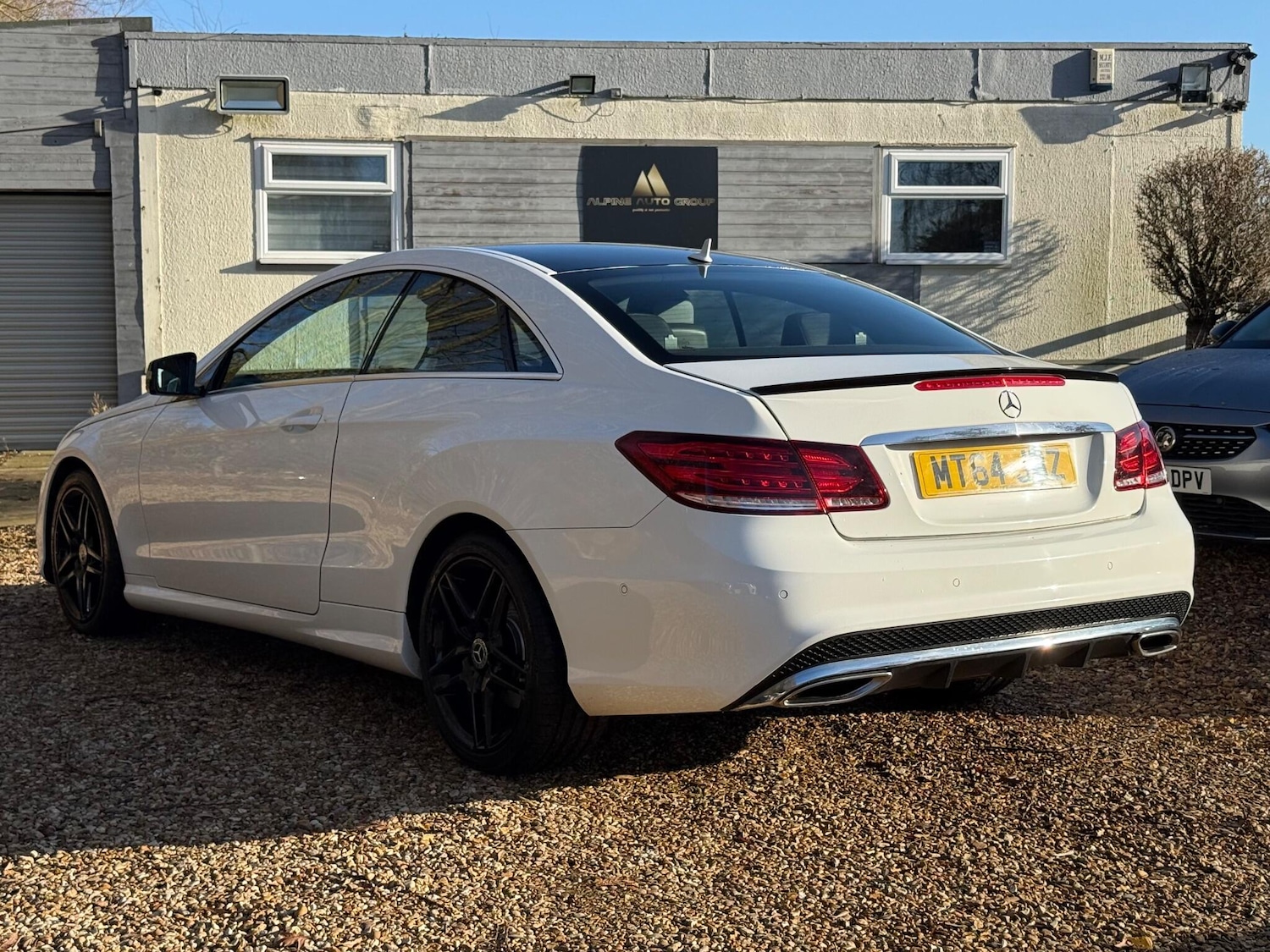 Used Mercedes-Benz E Class for sale - 77425381: Photo 4