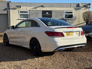 Used Mercedes-Benz E Class 2014 for sale - 77425381: Photo