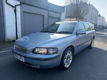 2001 (51) - 2.4 T 5dr Auto