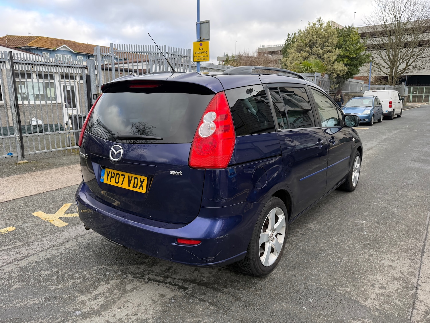Used Mazda Mazda5 2007 for sale - 77687424: Photo 3