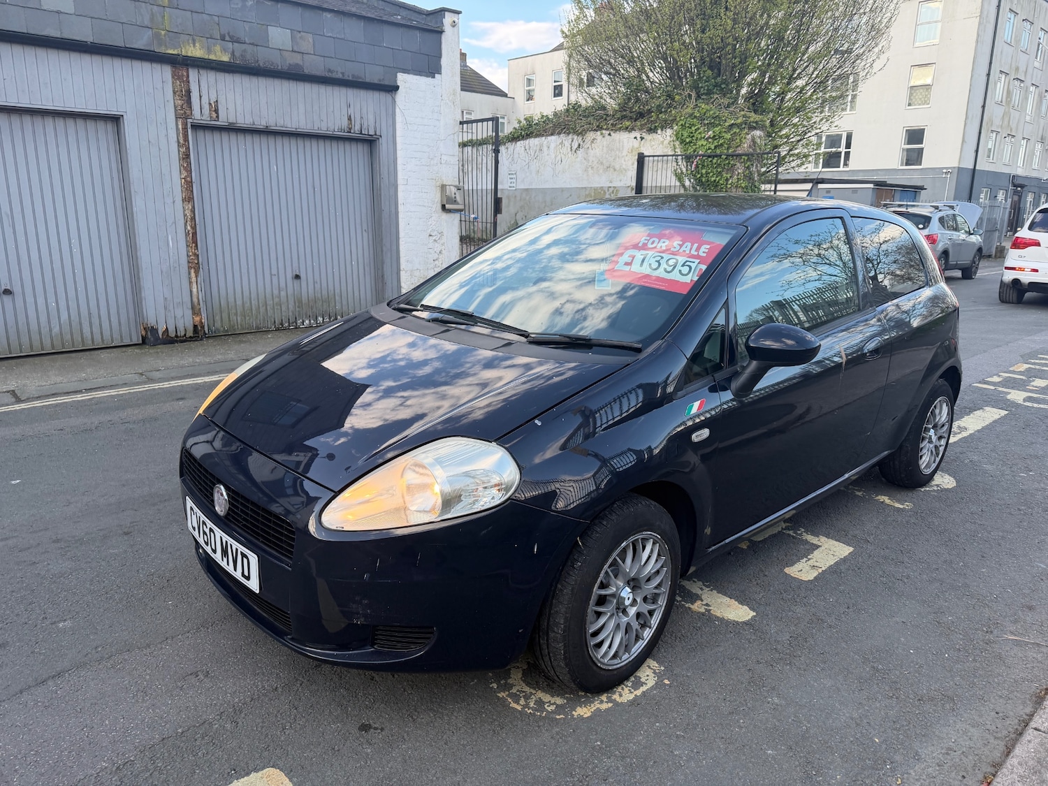 Used Fiat Grande Punto 2010 for sale - 78149655: Photo 2