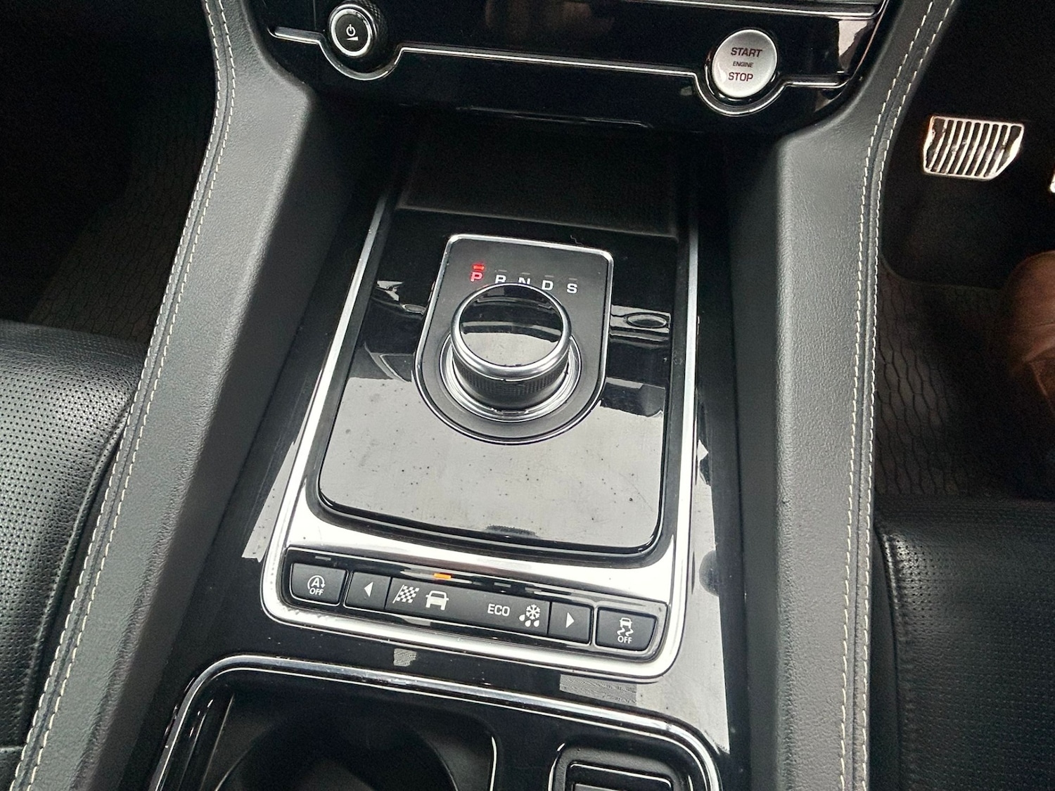 Used Jaguar F-Pace 2019 for sale - 76726179: Photo 13