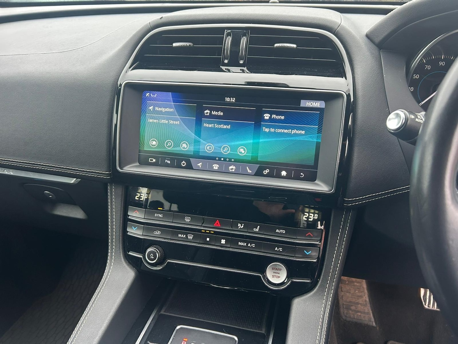 Used Jaguar F-Pace 2019 for sale - 76726179: Photo 17