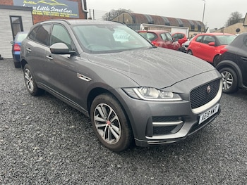 Used Jaguar F-Pace 2019 for sale - 76726179: Photo