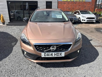 Used Volvo V40 2014 for sale - 78784221: Photo