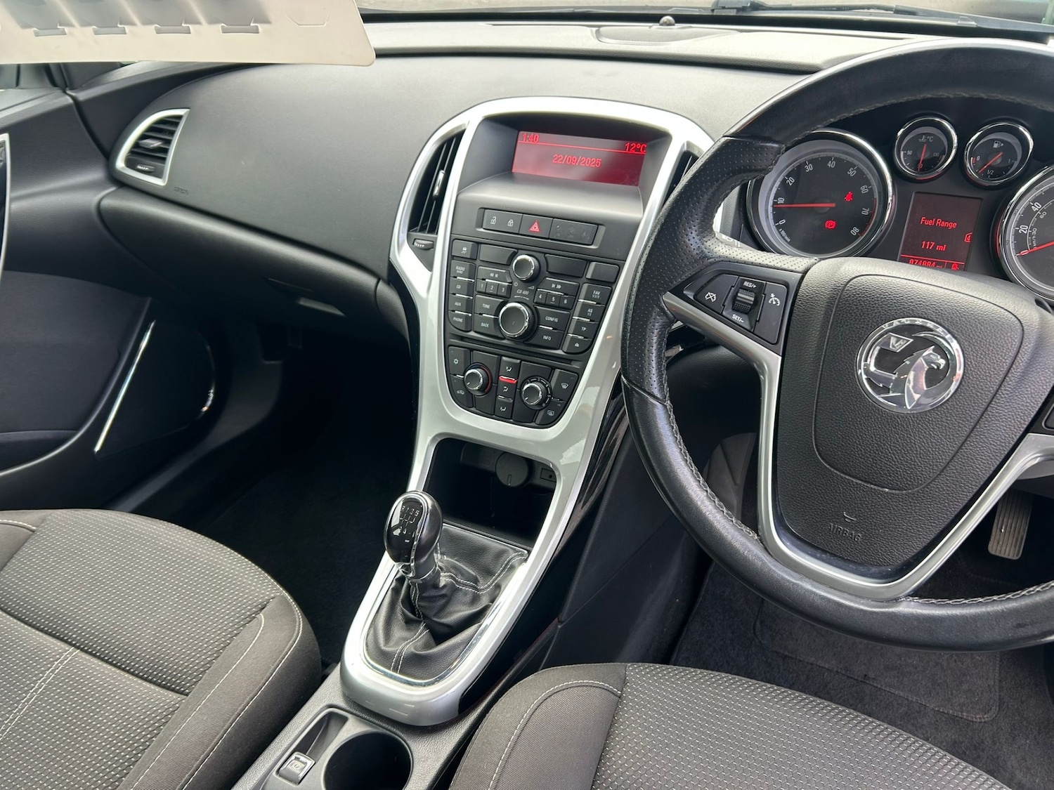 Used Vauxhall Astra 2012 for sale - 76030822: Photo 10