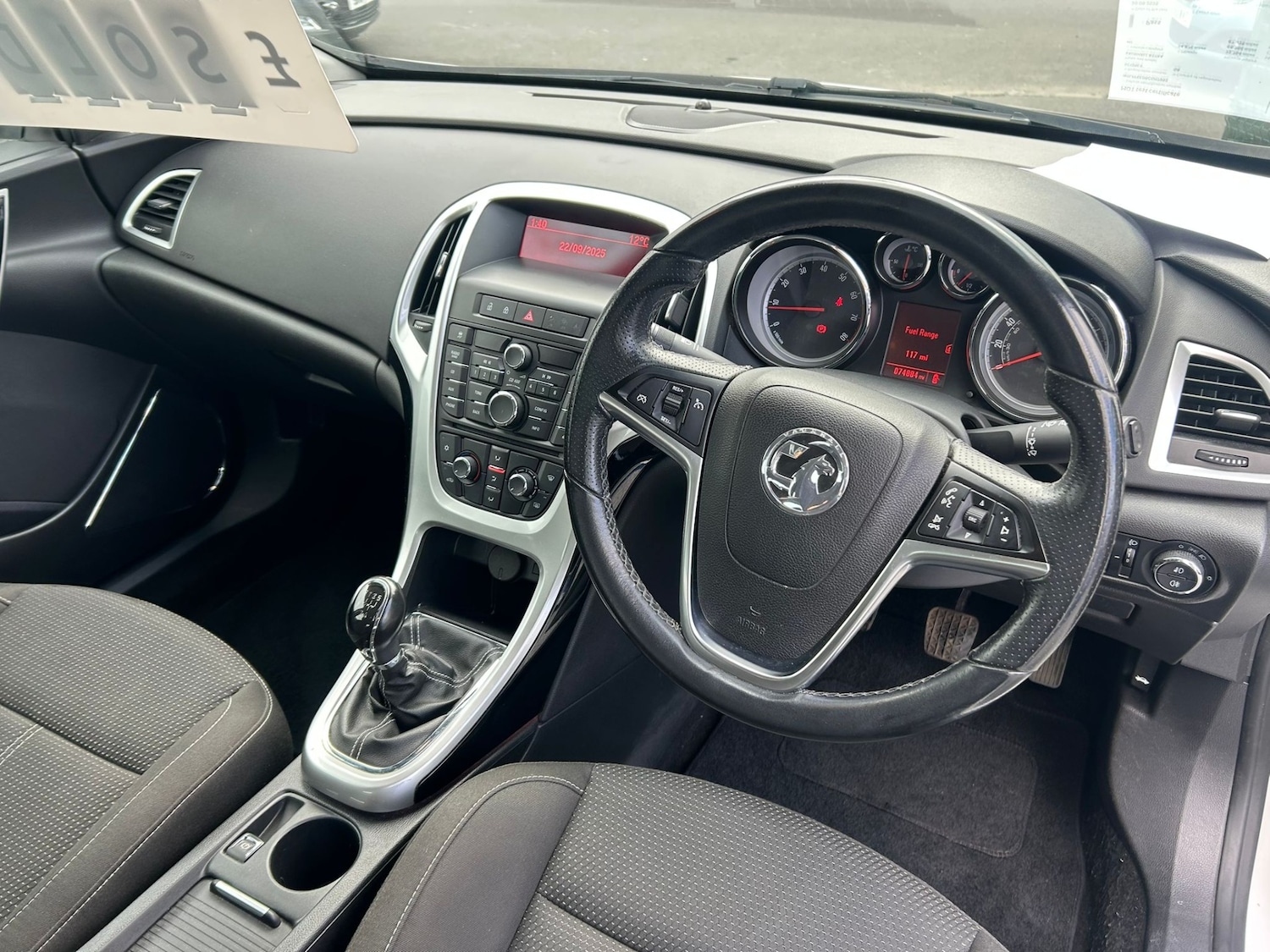 Used Vauxhall Astra 2012 for sale - 76030822: Photo 11