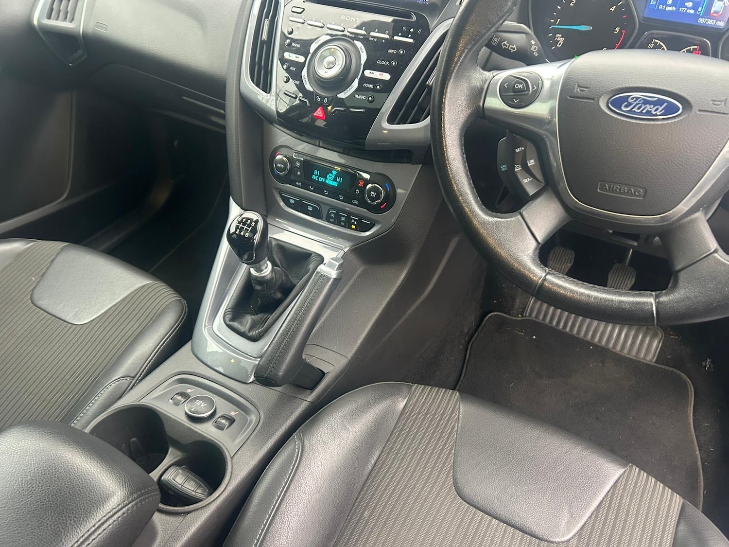 Used Ford Focus 2014 for sale - 76369520: Photo 13