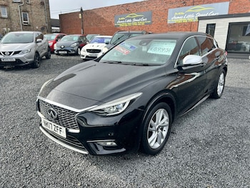 Used Infiniti Q30 2017 for sale - 78125347: Photo