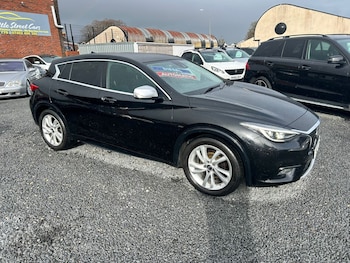 Used Infiniti Q30 2017 for sale - 78125347: Photo