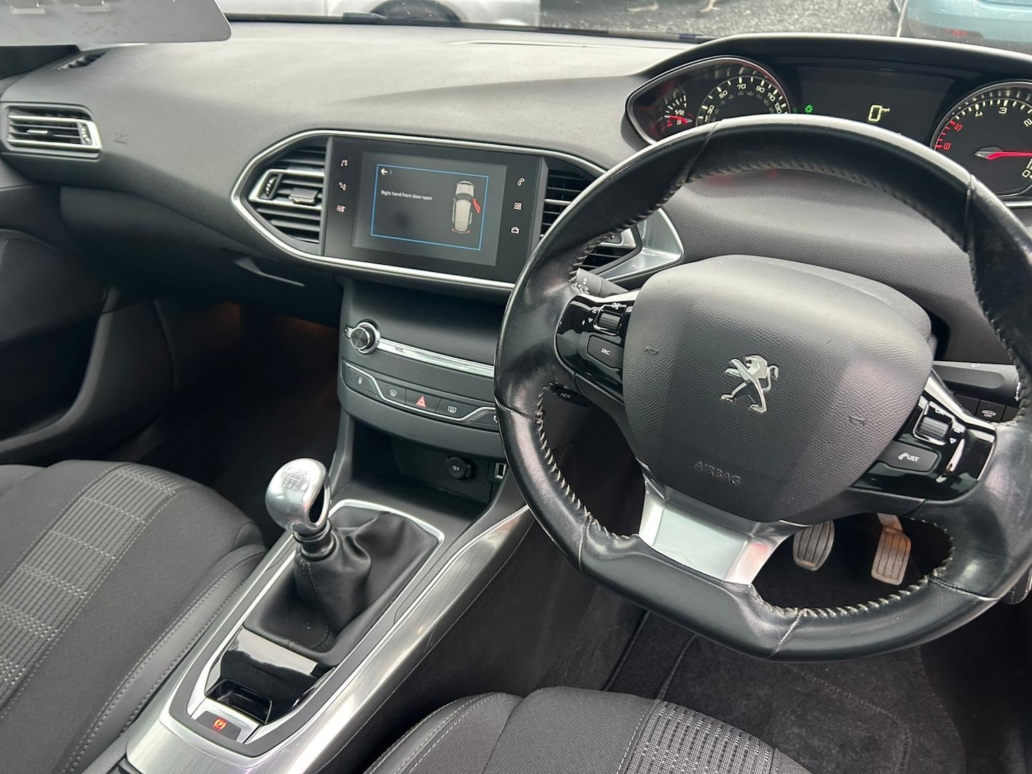 Used Peugeot 308 2018 for sale - 76440069: Photo 14