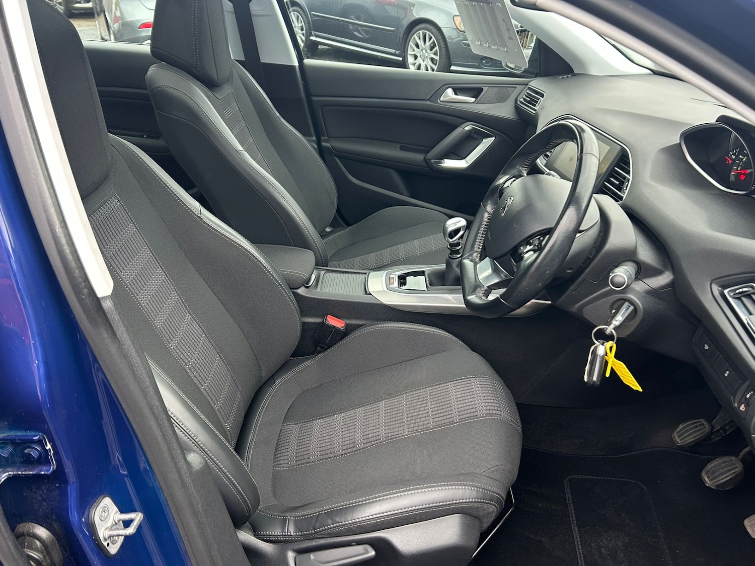 Used Peugeot 308 2018 for sale - 76440069: Photo 16