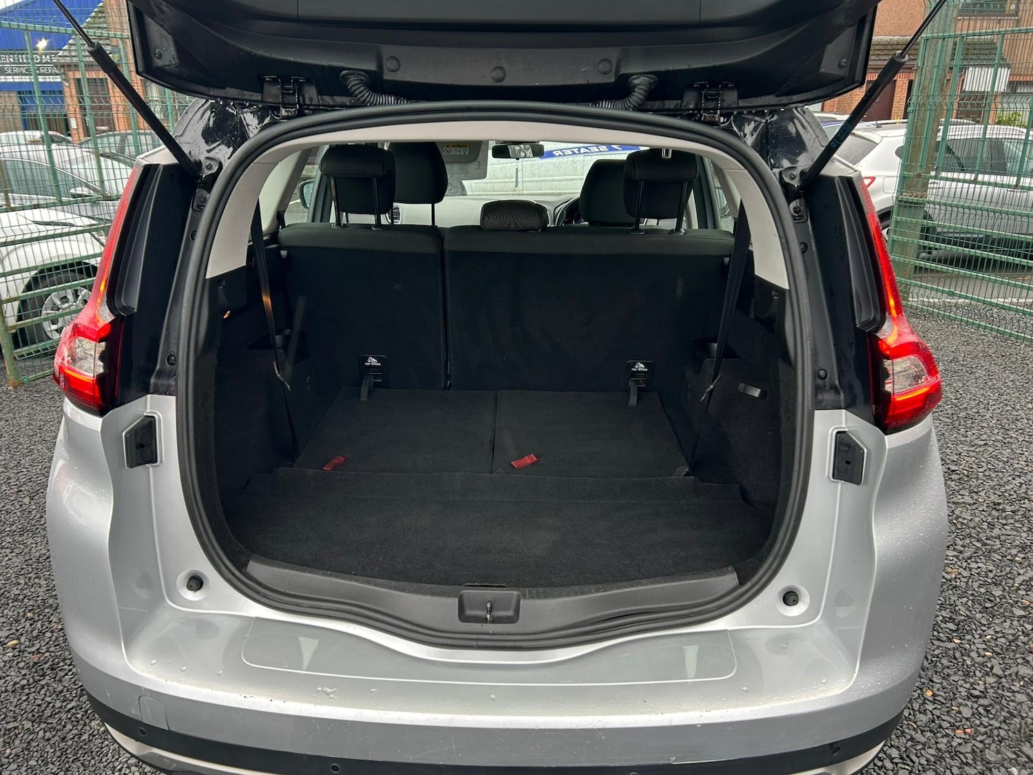 Used Renault Grand Scenic 2020 for sale - 77173438: Photo 16