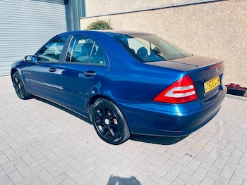Used Mercedes-Benz C Class 2005 for sale - 79532741: Photo