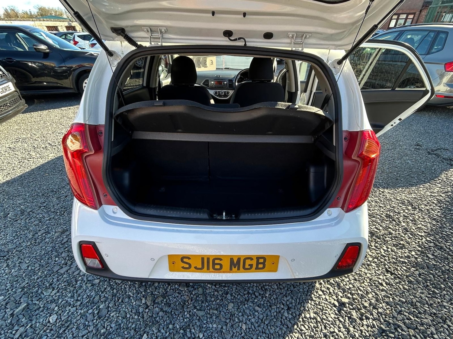 Used Kia Picanto 2016 for sale - 76376782: Photo 16
