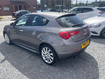 Used Alfa Romeo Giulietta 2012 for sale - 78969483: Photo