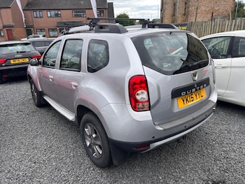 Used Dacia Duster 2015 for sale - 78599816: Photo