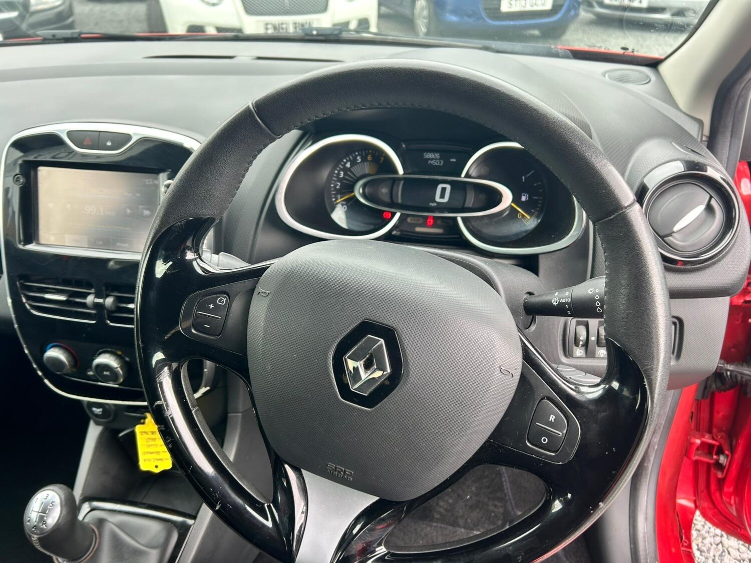 Used Renault Clio 2015 for sale - 78197128: Photo 8