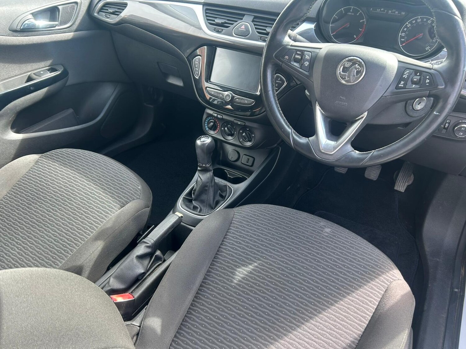 Used Vauxhall Corsa 2016 for sale - 75991517: Photo 8