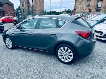 Used Vauxhall Astra 2011 for sale - 79751196: Photo