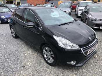 Used Peugeot 208 2014 for sale - 74809725: Photo