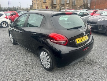 Used Peugeot 208 2015 for sale - 79540716: Photo