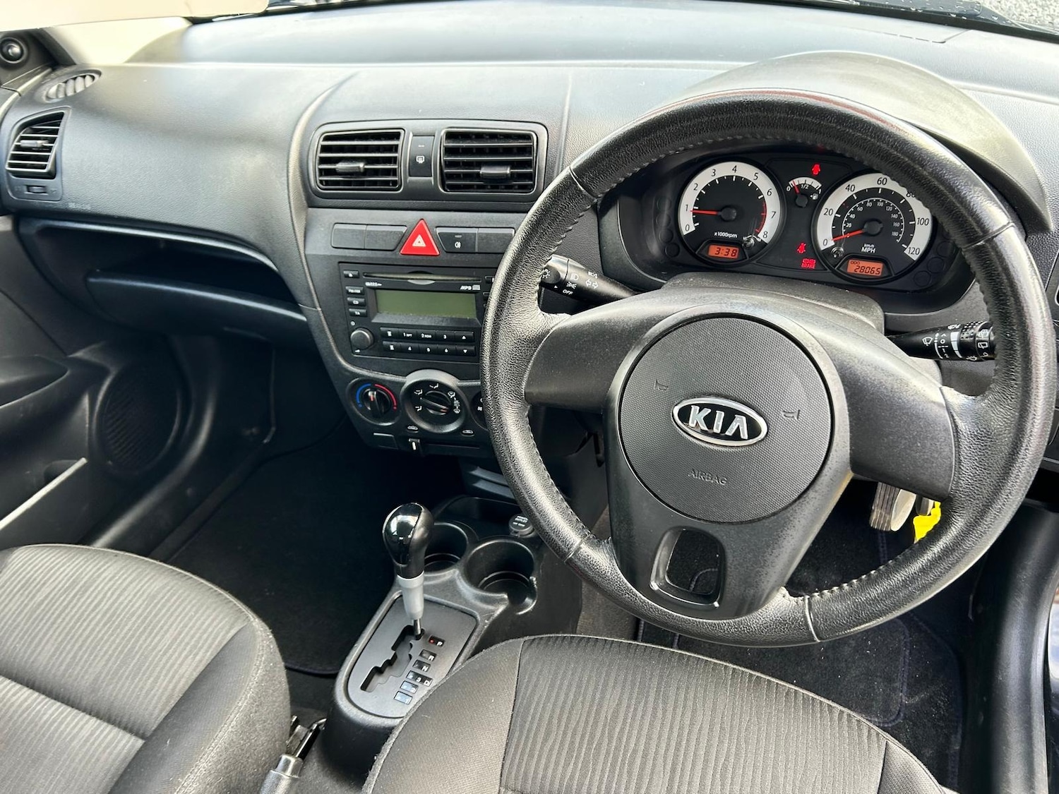 Used Kia Picanto 2010 for sale - 77954310: Photo 12