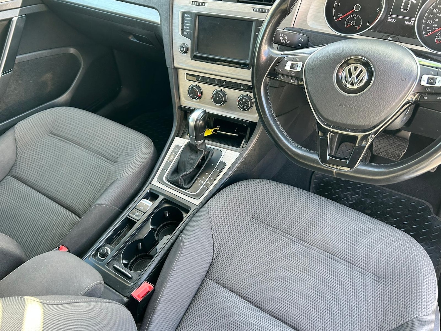 Used Volkswagen Golf 2016 for sale - 77739236: Photo 10