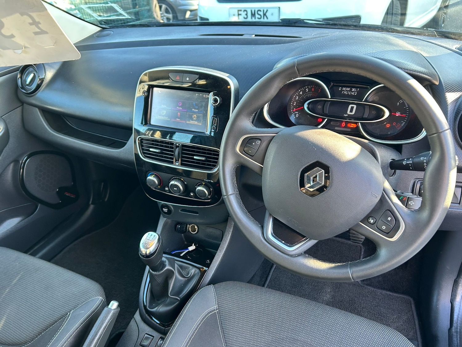 Used Renault Clio 2017 for sale - 77797742: Photo 10