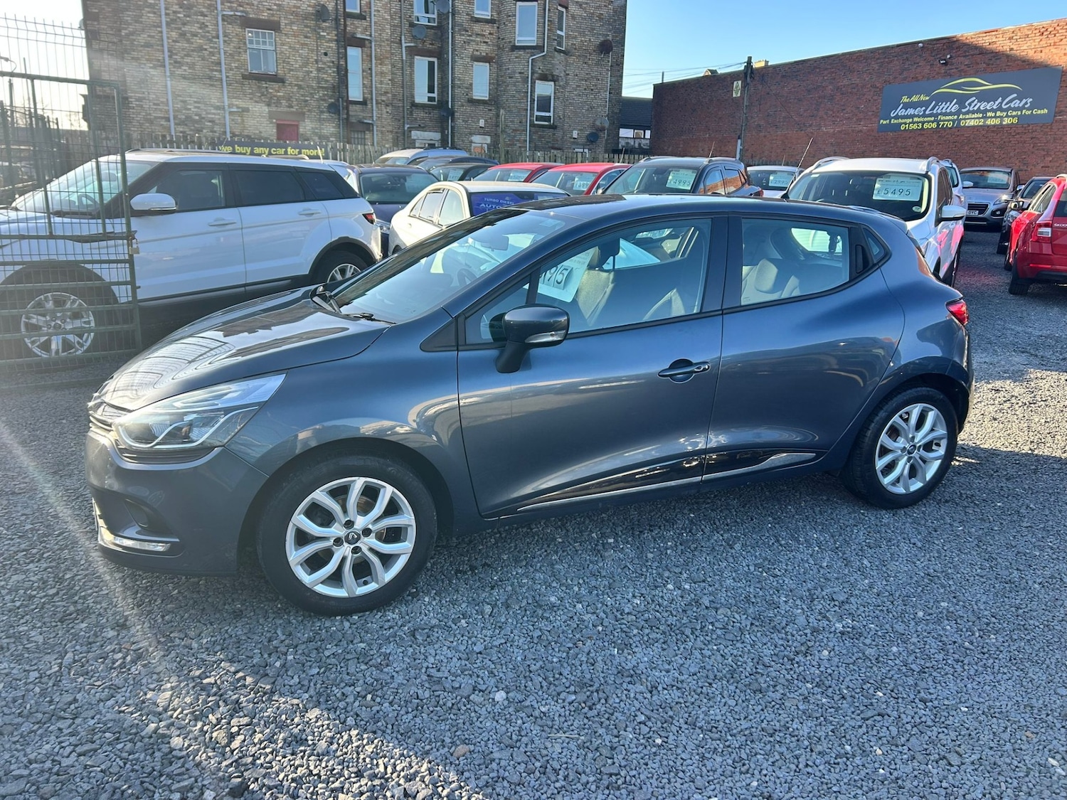 Used Renault Clio 2017 for sale - 77797742: Photo 4