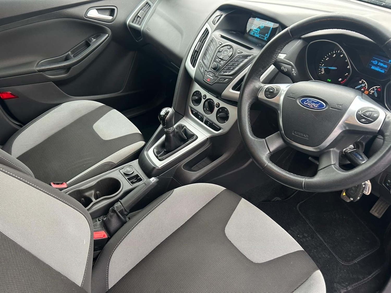 Used Ford Focus 2014 for sale - 77285895: Photo 9