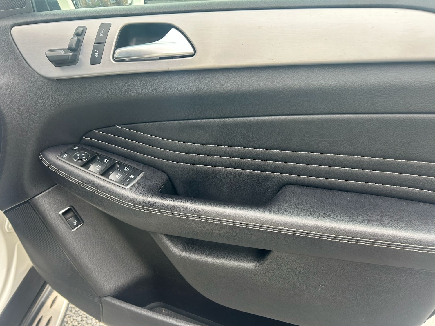 Used Mercedes-Benz M Class 2012 for sale - 77345722: Photo 16