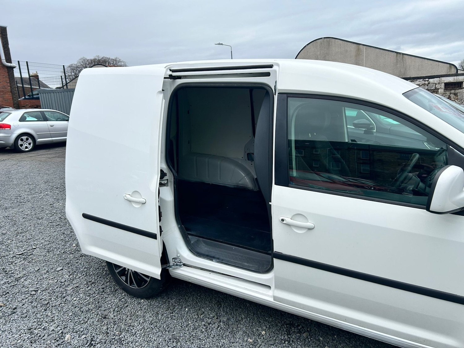 Used Volkswagen Caddy 2014 for sale - 78046619: Photo 7