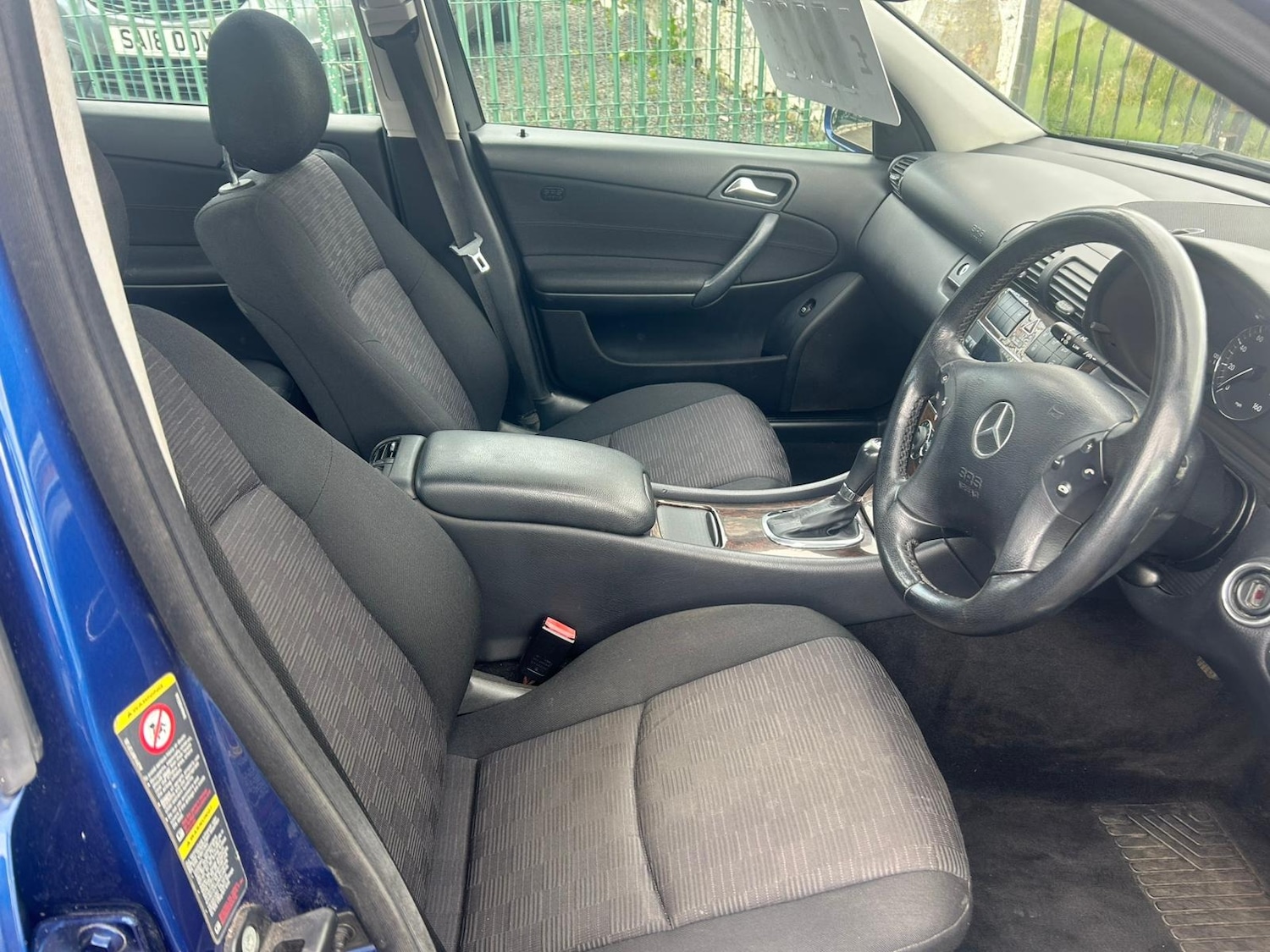 Used Mercedes-Benz C Class 2005 for sale - 77285574: Photo 12