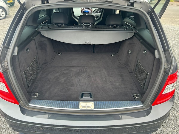 Used Mercedes-Benz C Class 2009 for sale - 75668240: Photo 9