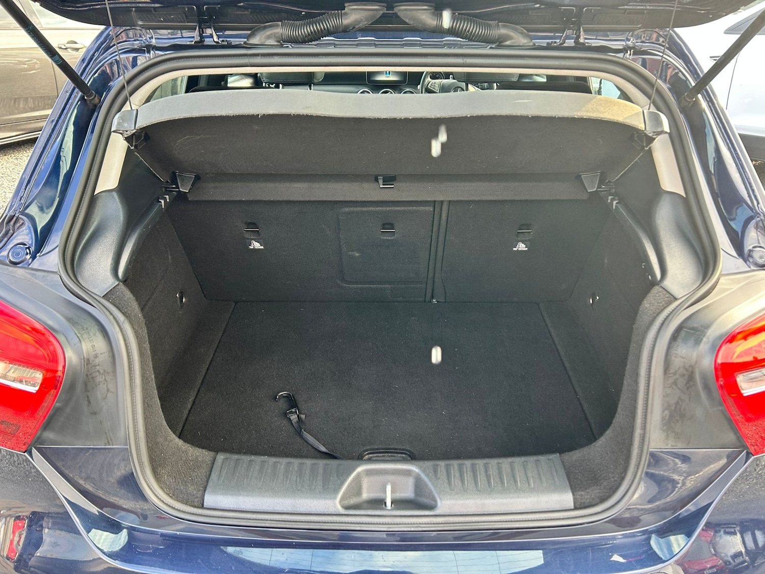 Used Mercedes-Benz A-Class 2017 for sale - 77752773: Photo 14