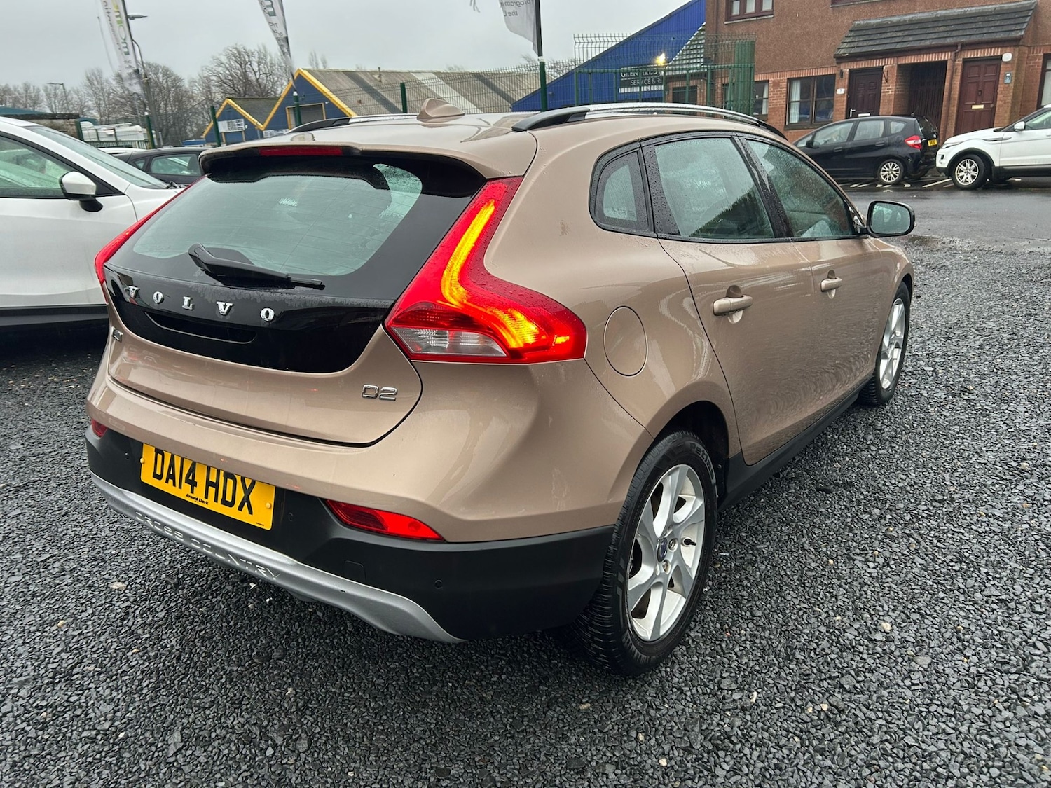 Used Volvo V40 2014 for sale - 76716102: Photo 5