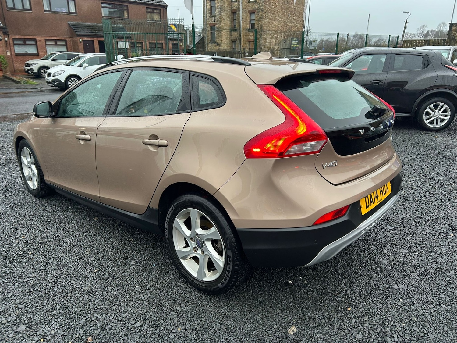 Used Volvo V40 2014 for sale - 76716102: Photo 6