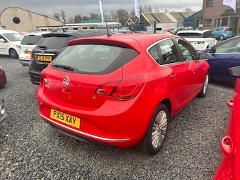 Used Vauxhall Astra 2015 for sale - 77807598: Photo