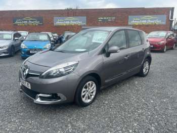 2015 (15) - 1.5 dCi Dynamique Nav 5dr