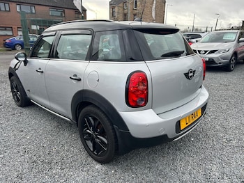 Used MINI Countryman 2016 for sale - 77216380: Photo