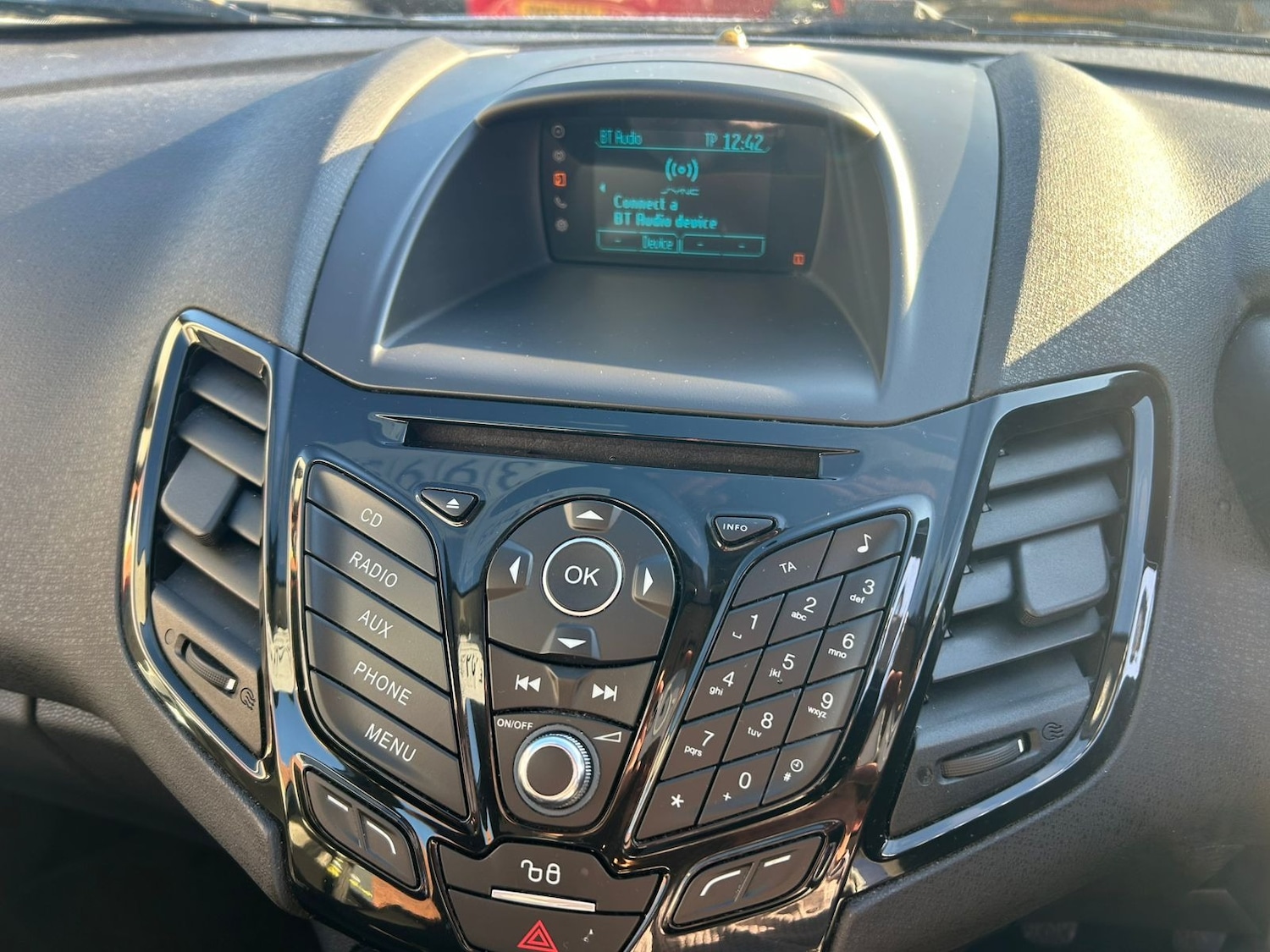 Used Ford Fiesta 2015 for sale - 77251422: Photo 11