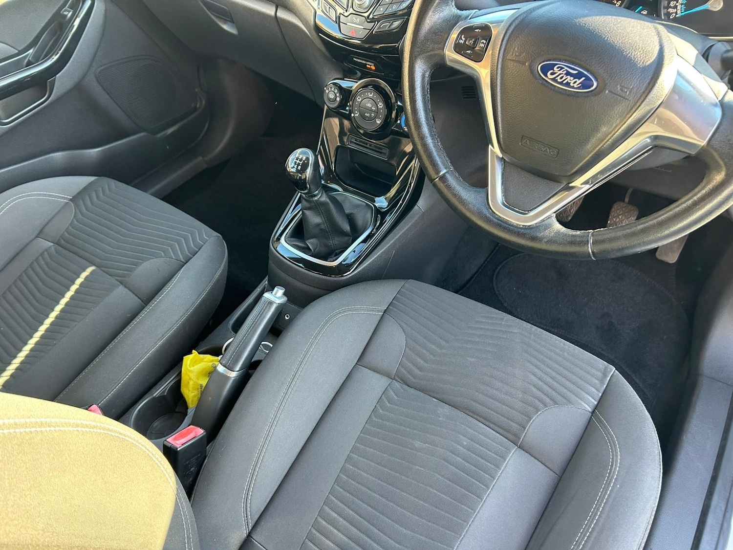 Used Ford Fiesta 2015 for sale - 77251422: Photo 8